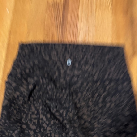 Lululemon cheetah print Leggings - Picture 3 of 4